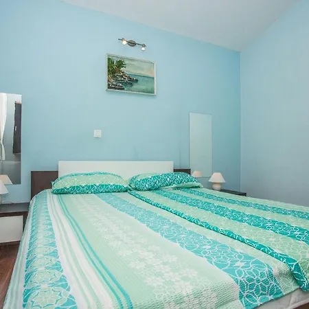 Apartman Pantan * Trogir
