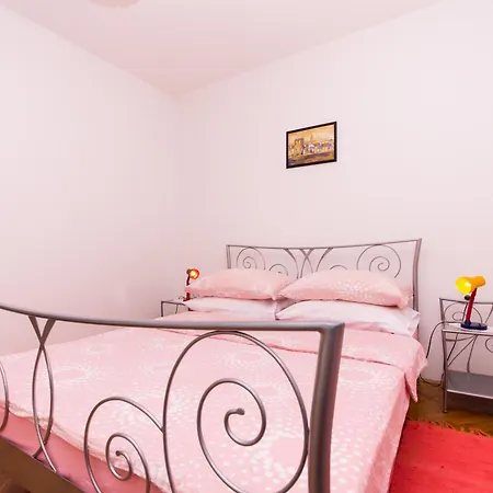 Apartman Pantan Apartament *